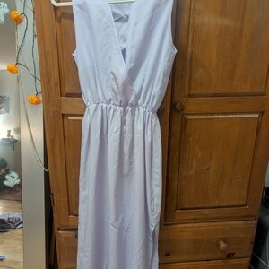 Chic Sleeveless Lavender Midi Dress